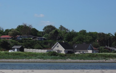 STRANDVEJEN 28 - LYSTRUP STRAND, Skippers Hus, set fra havet.jpg